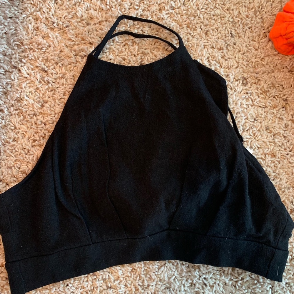 Black tie halter crop top